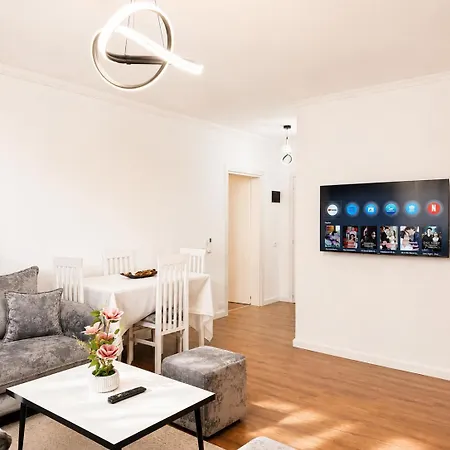 Olen Appartement Tirana